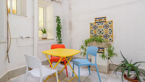 Bonito y muy fresco apartamento con patio privado - Foto 2