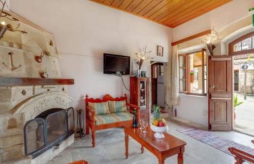 Traditional Home Vereniki With Heated Pool - BY APOKORONAS VILLAS - Foto 29