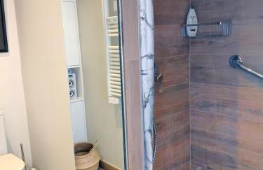 Altea Flying Whale - Photo 15