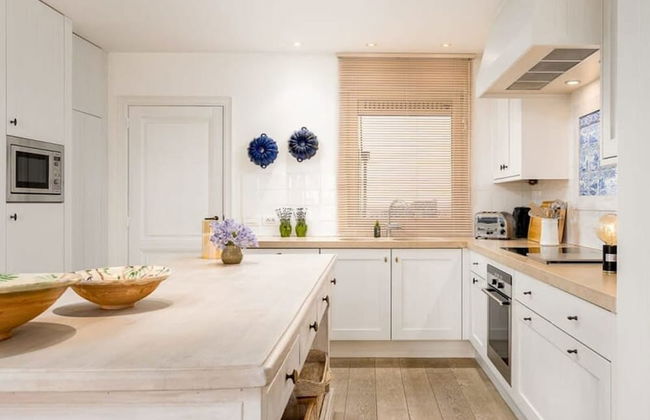 Stunning Penthouse With Free Parking and sea View - Foto 28