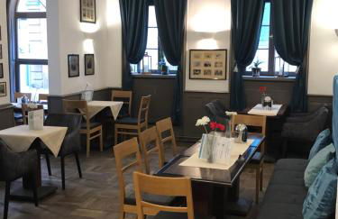 Café & Hotel Knösel - Foto 79