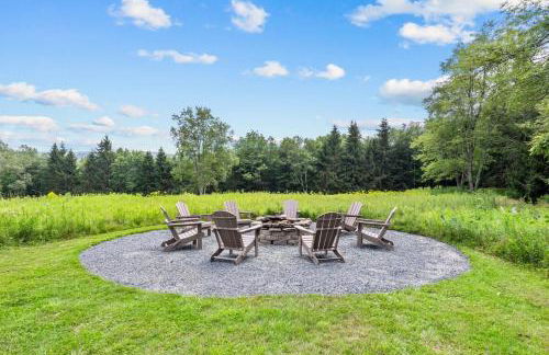 Vermont Retreat with private pool and tennis court - Foto 33