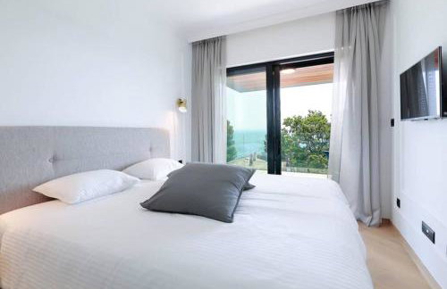 Marena - Trees to Seas Luxury Escape - Photo 13