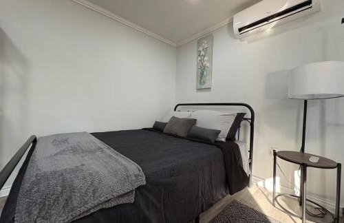 Two Homes - Charming Home and Cozy Bungalow - Foto 14