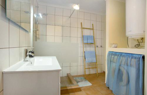 Levada Residence - Photo 13