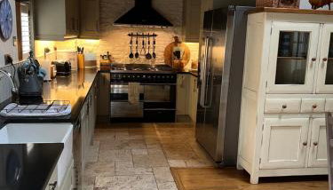 3 BEDROOM 5* BARN CONVERSION COTSWOLDS - Foto 2