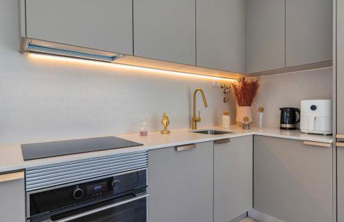 Poolside oasis by Caparica beach - Foto 44