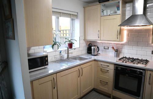 In Our Liverpool Home Sleeps 5 in 2 Double & 1 Single Bedrooms - Foto 20