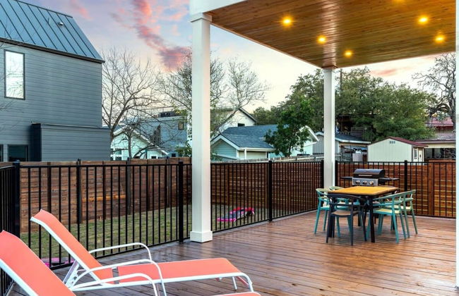 Chic 4BR Pool House - Steps to South 1st Street - Foto 17