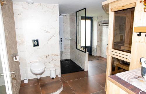 Gîte 4 à 10 Personnes avec sauna" La ferme des Sources" dans les Hautes Vosges - Foto 15