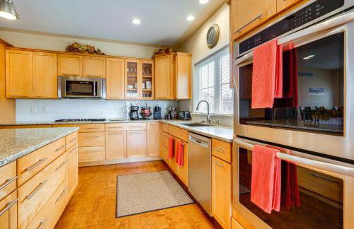 Spacious South Bend Home - Walk to Notre Dame! - Foto 2