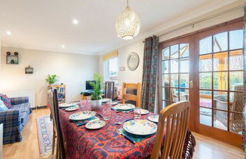 Spacious 3 Bedroom Retreat for up to 6 - Foto 4