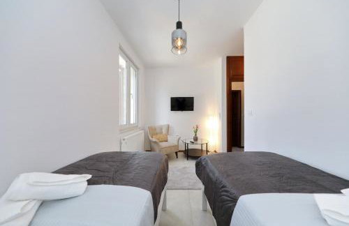 Villa Demare with Heated Pool, Free EVC Station - Foto 32