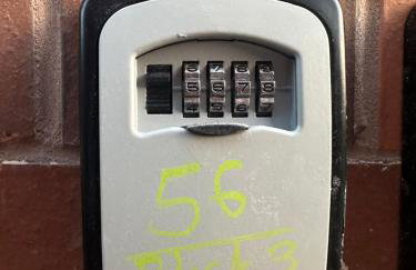 Mint drive 2 Beds With Secure Car Or Van Park w WiFi-Netflix No Deposit Required - Foto 58