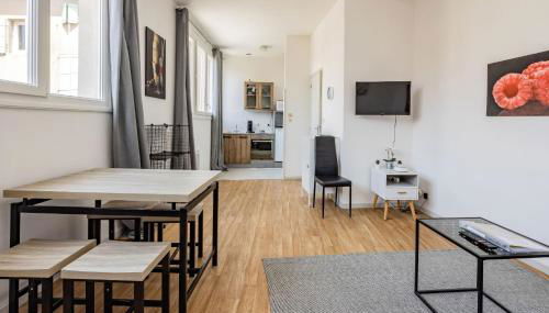 STUDIO COSY - HYPERCENTRE - CALME - 50M2 - Wi-FI - Foto 5