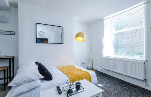 Luxury 1 bedrooom house, sleeps 4, free parking - Foto 30