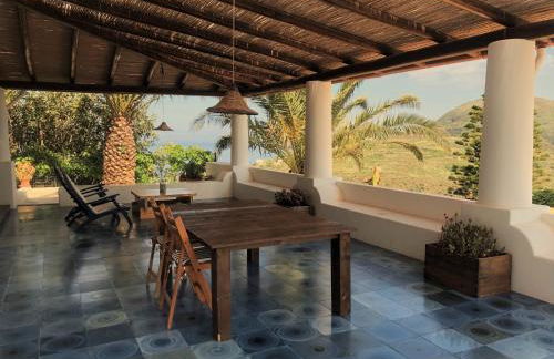 Case Quattrocchi - Giardino e Terrazzi con vista Panoramica sul Mare, Etna e Vulcano - Foto 42