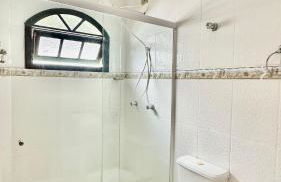 Casa verde Ubatuba ao lado da praia da Enseada e Santa Rita - Foto 26