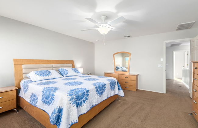 Spacious Oasis Spring Training Pool Tennis - Photo 18