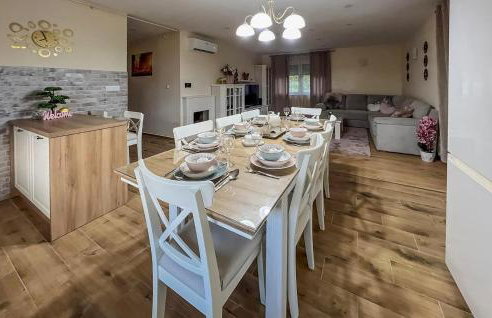Awesome Home In Krapinske Toplice - Foto 5