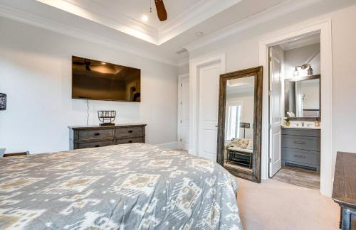 Sprawling Suwanee Home Theater, Pool, Hot Tub! - Foto 25