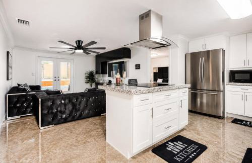 Casa Kampa, con 3 bedrooms and 3 bathrooms, offers a heated swimming pool and a heated spa at no extra cost - Photo 15