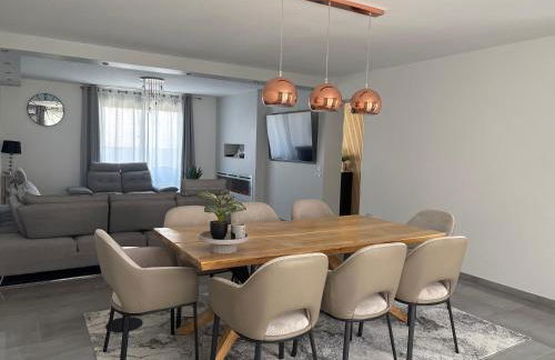 Villa luxueuse et Moderne avec piscine ! - Photo 7