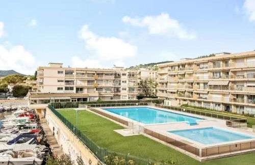 La Palme d'Or - Piscine, Pétanque et Port - Foto 14