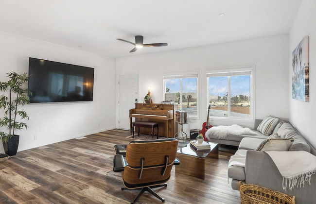 Pool, Spa, Pickleball & Piano Near Pioneertown Harmony House by Avantstay - Foto 2