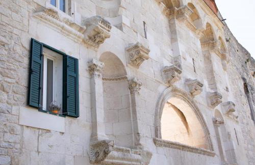 Golden Gate Luxury Rooms - Unique UNESCO Location - Photo 7