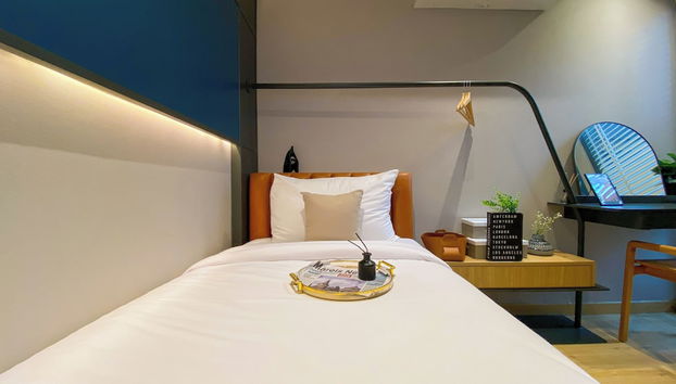 Elegant 2BR Loft Garden Villa at Collins Boulevard Apartment - Foto 2, Habitación