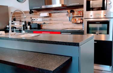 kerwatt - Grande et belle maison de ville avec jardin, proche centre et mer - Photo 34