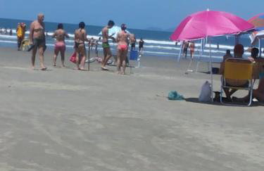 Casa de praia Bertioga SP Wi-Fi Fibra Home Office - Foto 5