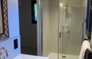 Maison pieds dans l eau avec piscine et clim - Foto 21