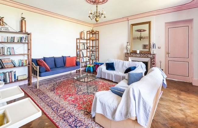 Elegant Chateau Escape - Foto 39