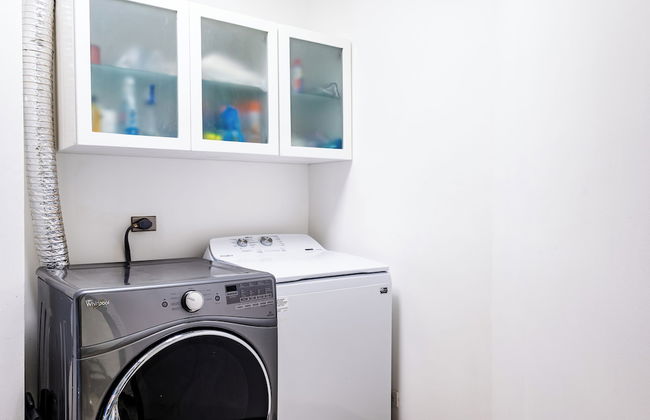 mVillas - Luxury 2Bed 2Bath Condo w Pool - Foto 16