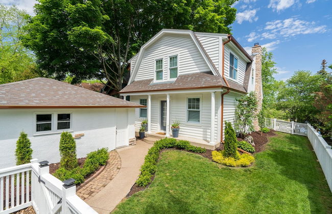 Lakefront Retreat - Foto 34