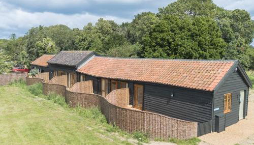 3 Henham Barns - Photo 3