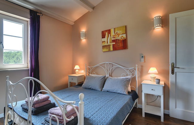 Detached Villa With Swimming Pool in the East of Istria Near the Sea - Foto 6