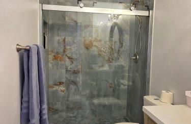 Lovely Lakeside Living - Foto 14