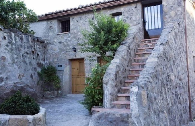 Apartamentos Rurales La Casa de Luis - Photo 1