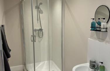 Luxury 5 bedroom house - sleeps 10 - Foto 57