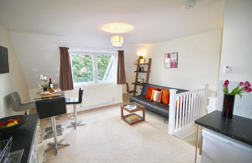 AmberBlue@Epsom - Photo 56