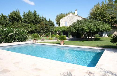superb prestigious mas with pool in the countryside of caumont sur durance, close to avignon, sleeps 8 - Foto 6