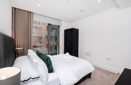 Lux and Large 2 bed Battersea Power Station - Foto 26