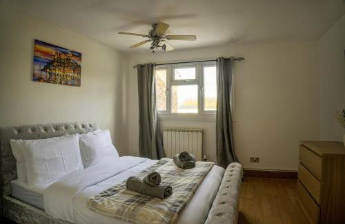 Stylish 3-Bed Home with Garden, Pet Friendly - Foto 20