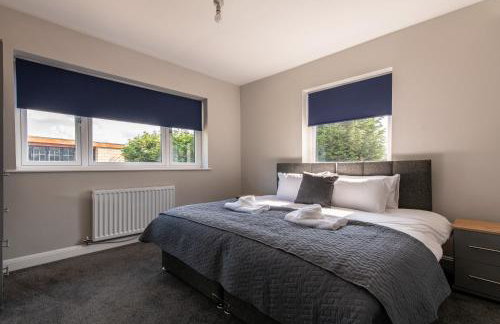 Bagworth House - Spacious 4BR Bungalow in Leicestershire - Photo 10