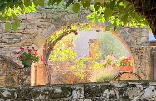 Beautiful two bedroomed gite - Foto 11