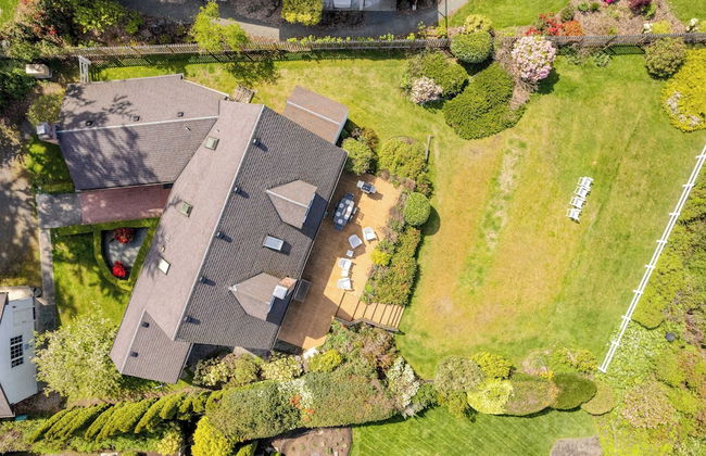 Colonial Bluff House Above the Sea by Avantstay - Foto 44