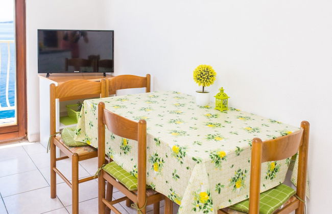 Apt Next to the Beach w Balcony and sea View - Foto 8